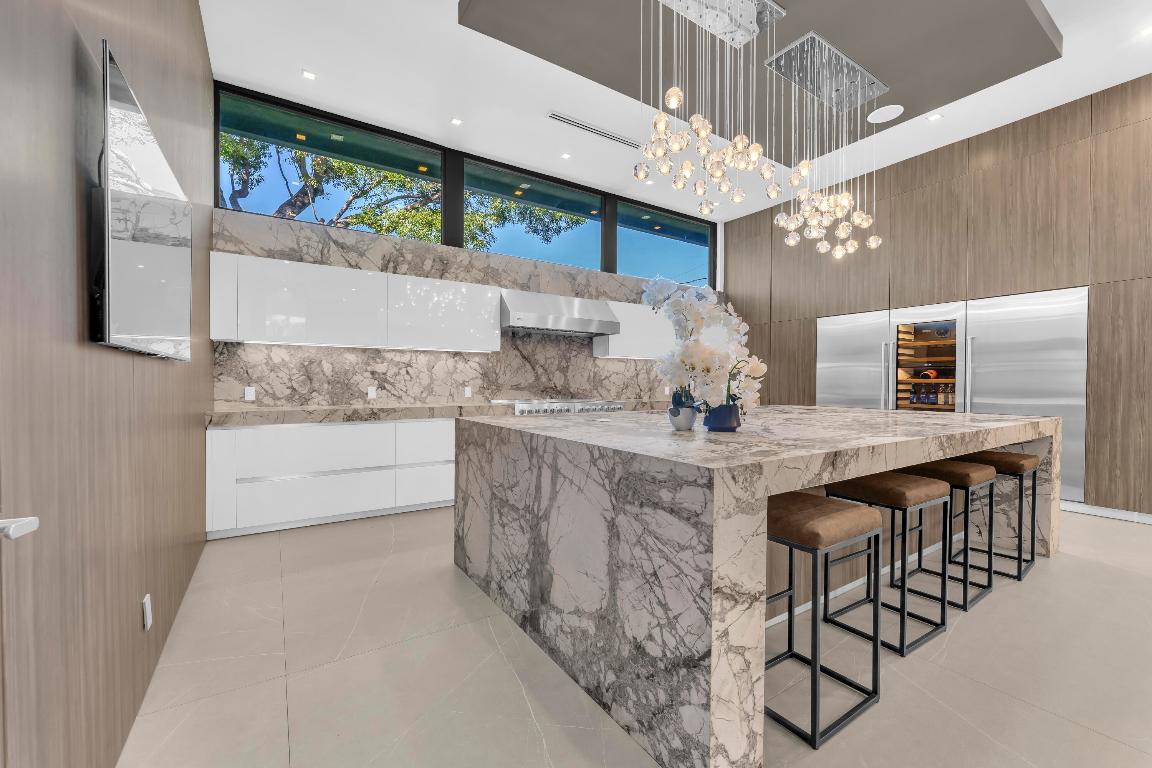 BEACH WAY HEIGHTS UNIT - Residential