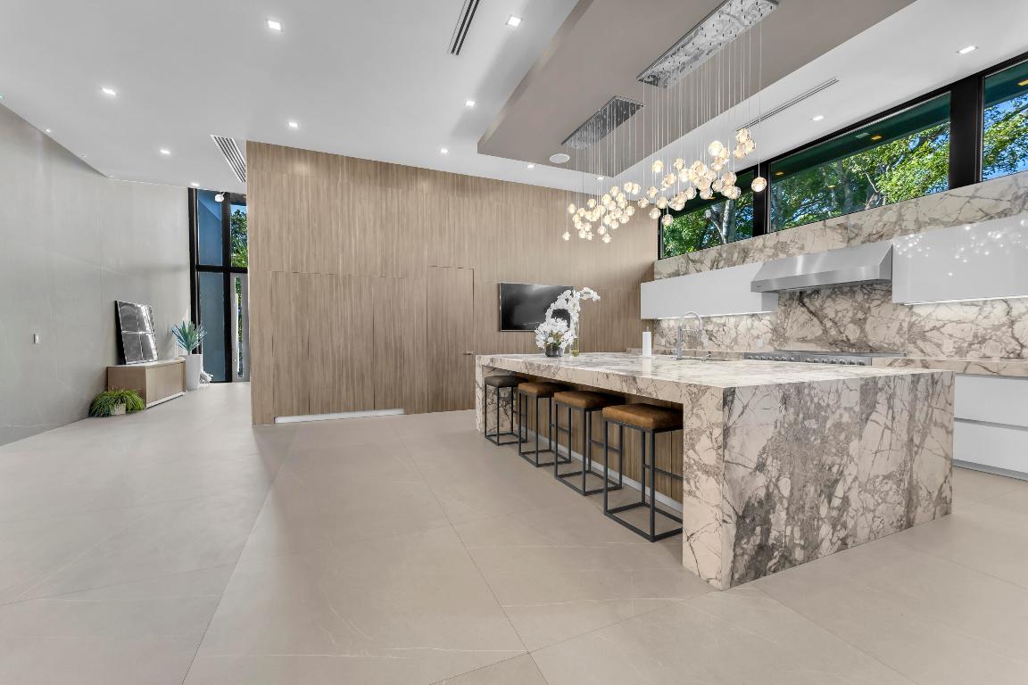 BEACH WAY HEIGHTS UNIT - Residential