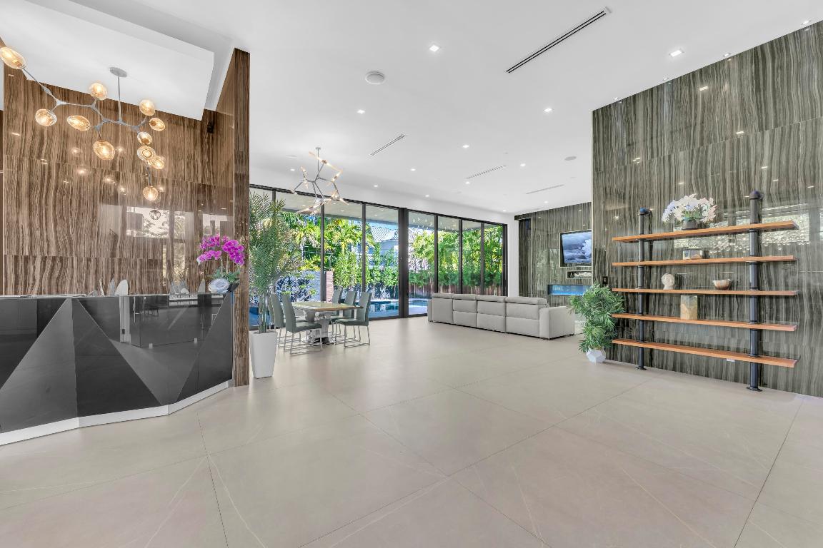 BEACH WAY HEIGHTS UNIT - Residential