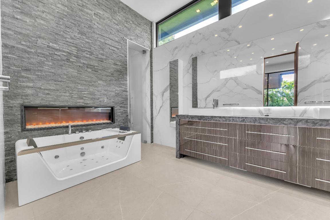 BEACH WAY HEIGHTS UNIT - Residential