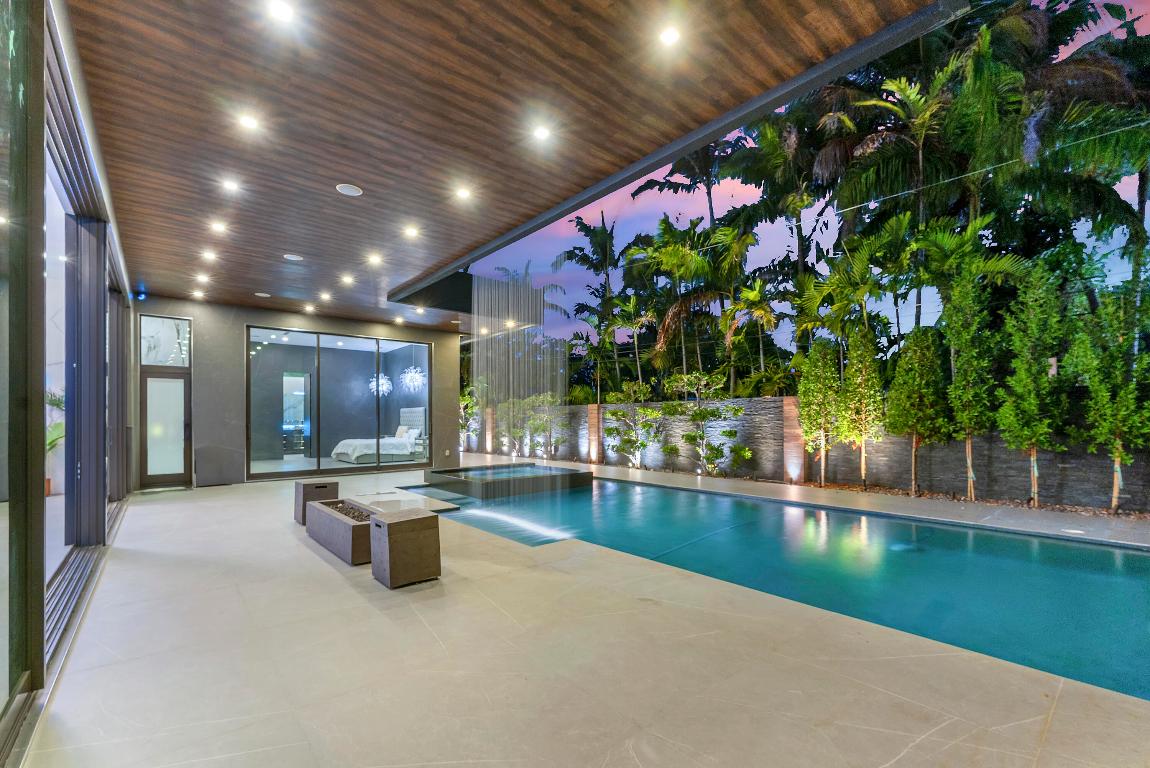 BEACH WAY HEIGHTS UNIT - Residential