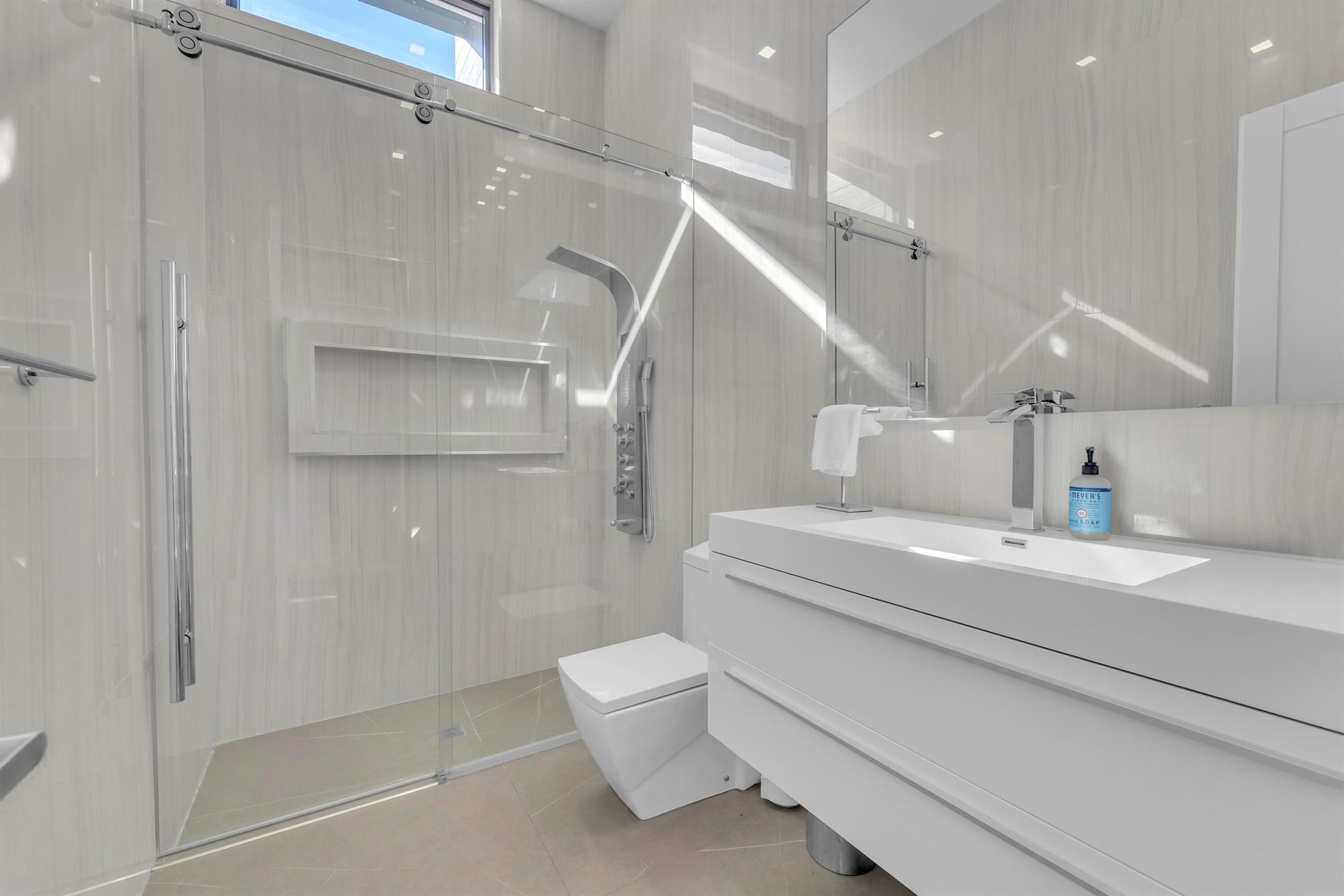 BEACH WAY HEIGHTS UNIT - Residential