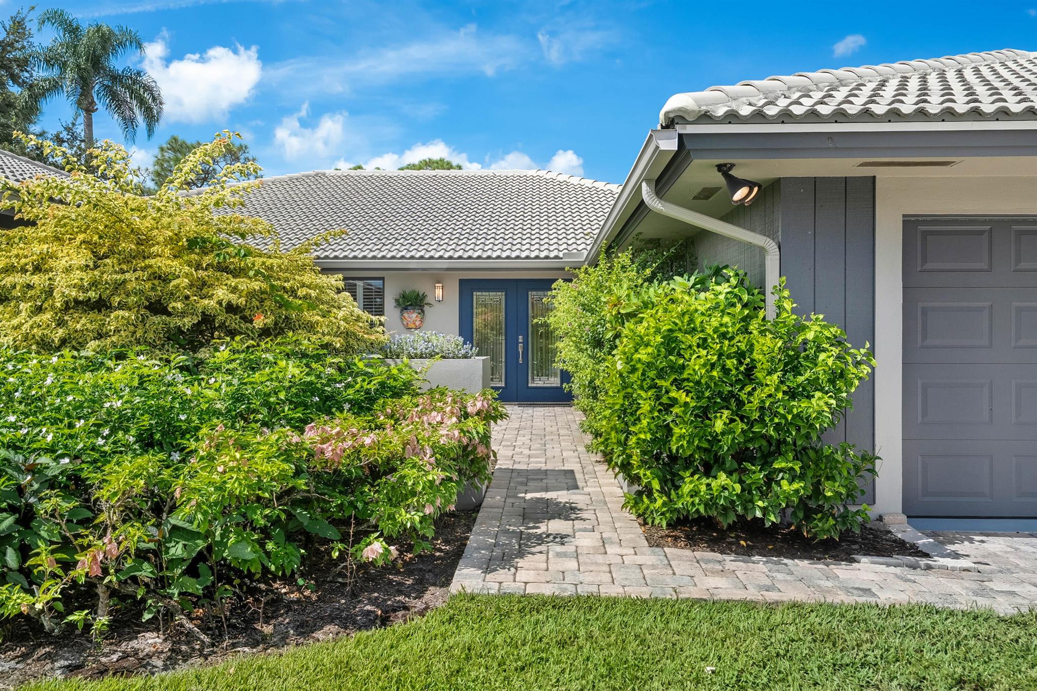 PIPERS LANDING - Residential