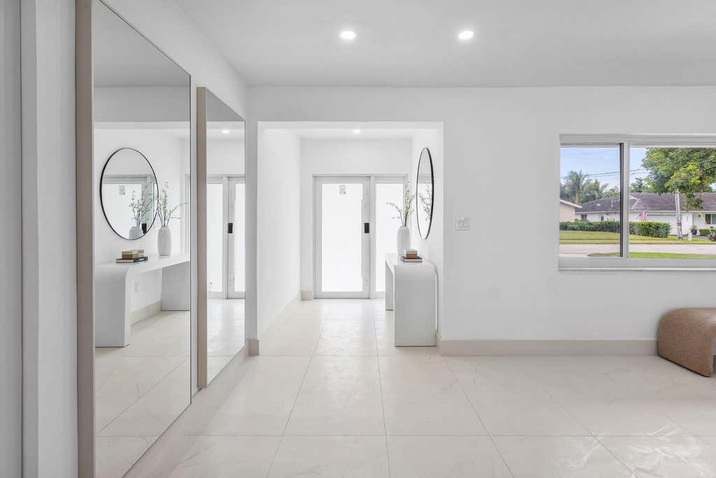 Photo of 921 SW 11TH Terrace, Boca Raton, FL 33486 (MLS # B26069286)