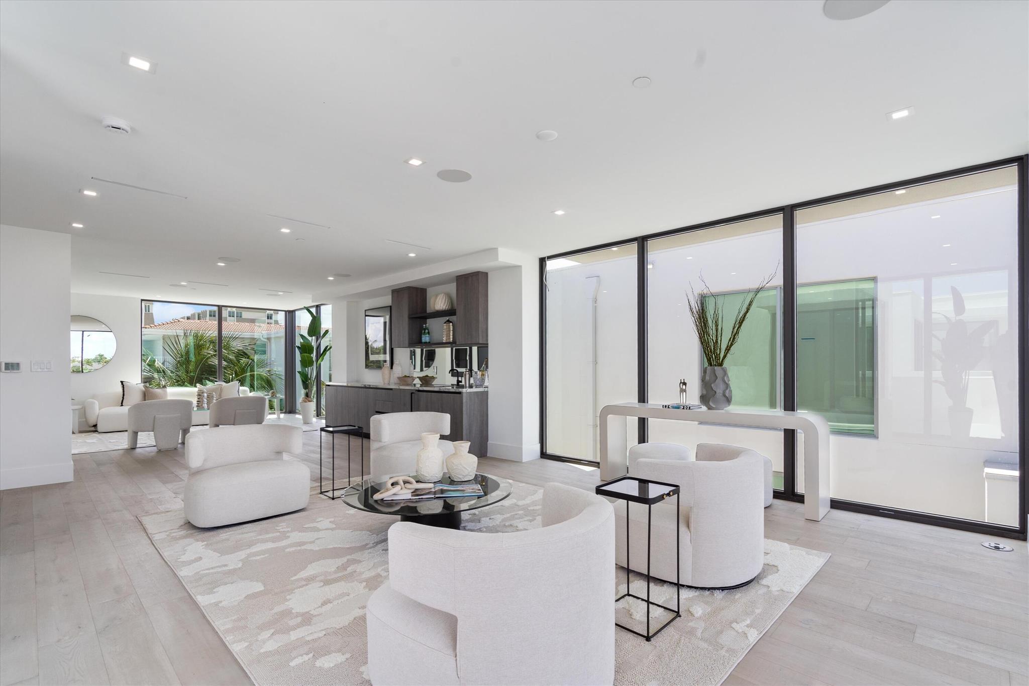 ESTATES AT OCEAN DELRAY - Residential