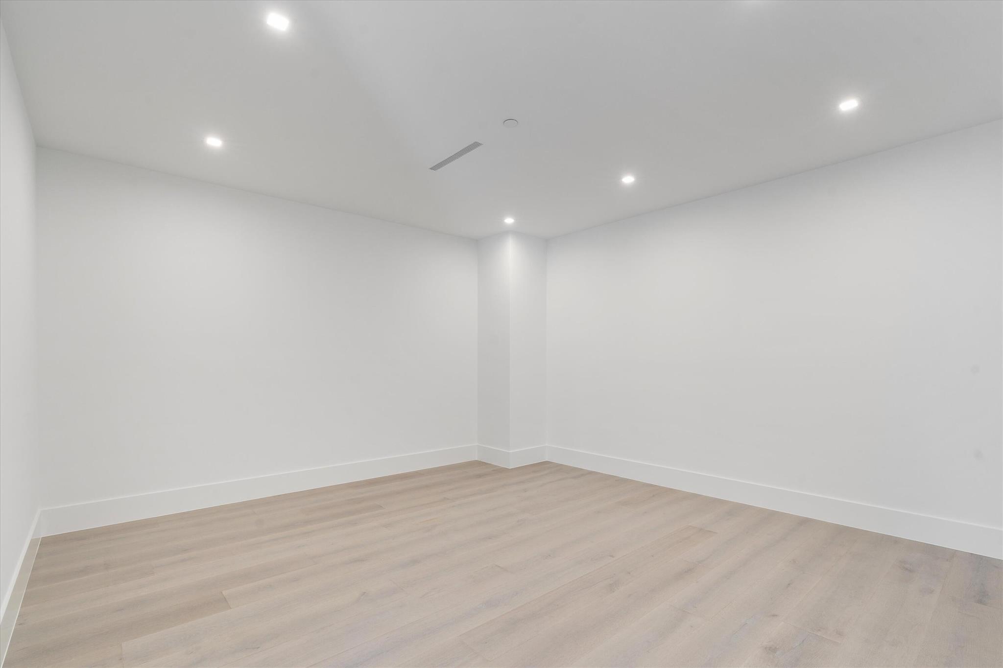 ESTATES AT OCEAN DELRAY - Residential