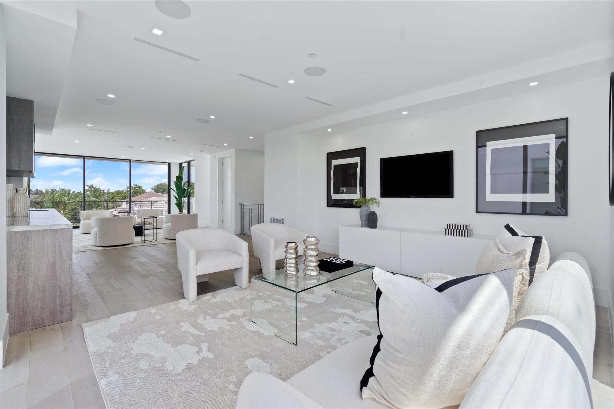 ESTATES AT OCEAN DELRAY - Residential