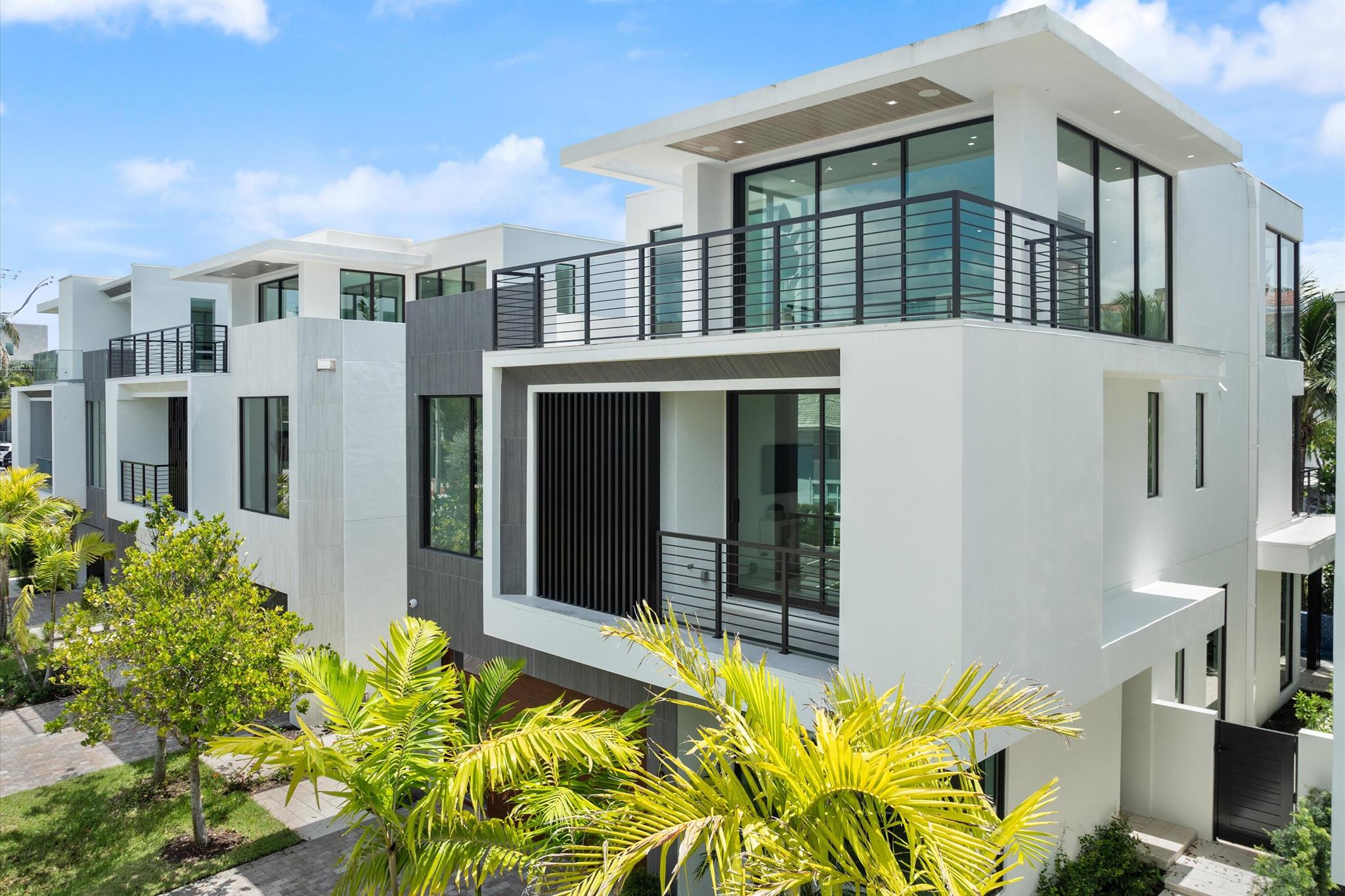 ESTATES AT OCEAN DELRAY - Residential