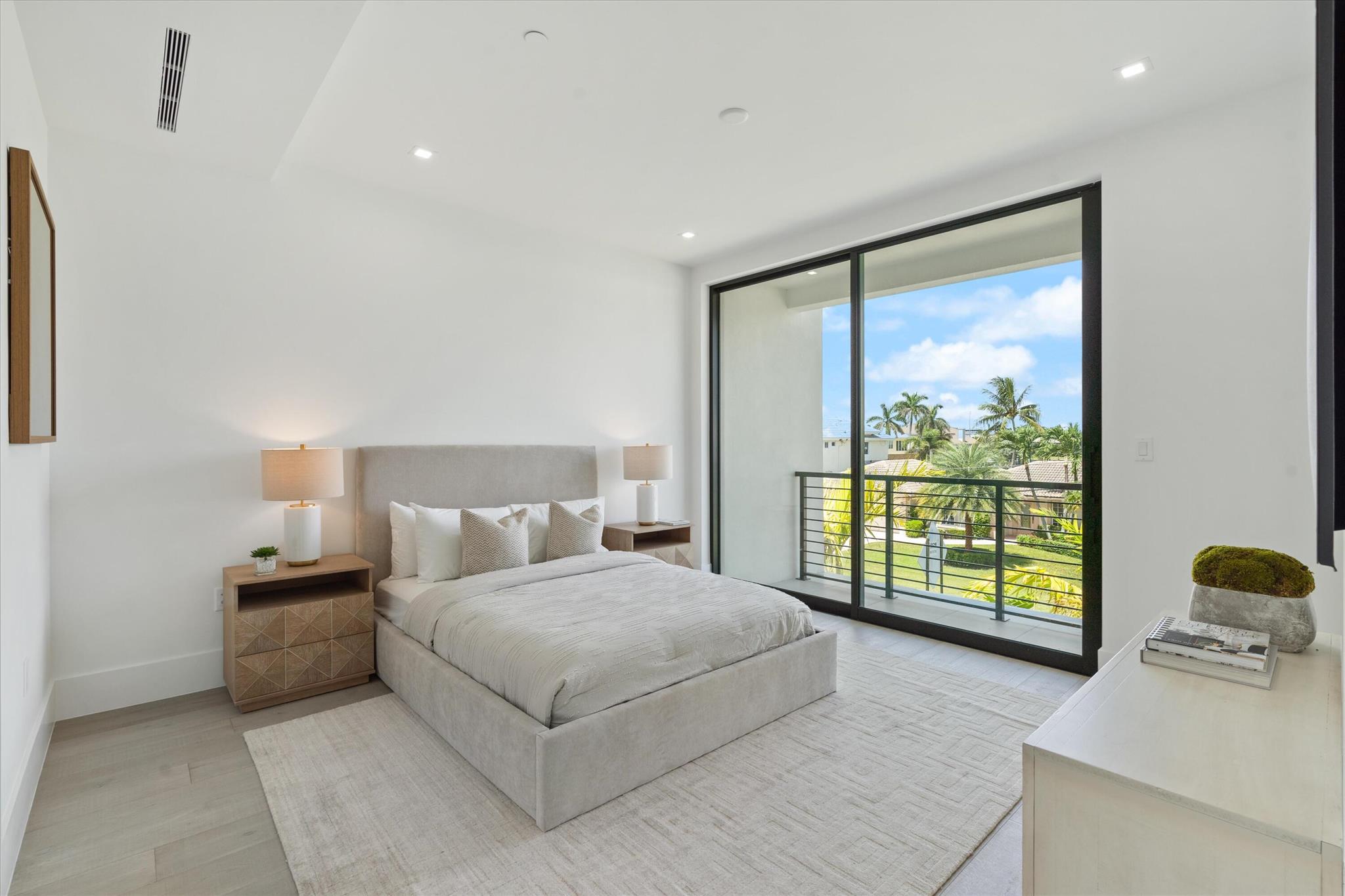ESTATES AT OCEAN DELRAY - Residential