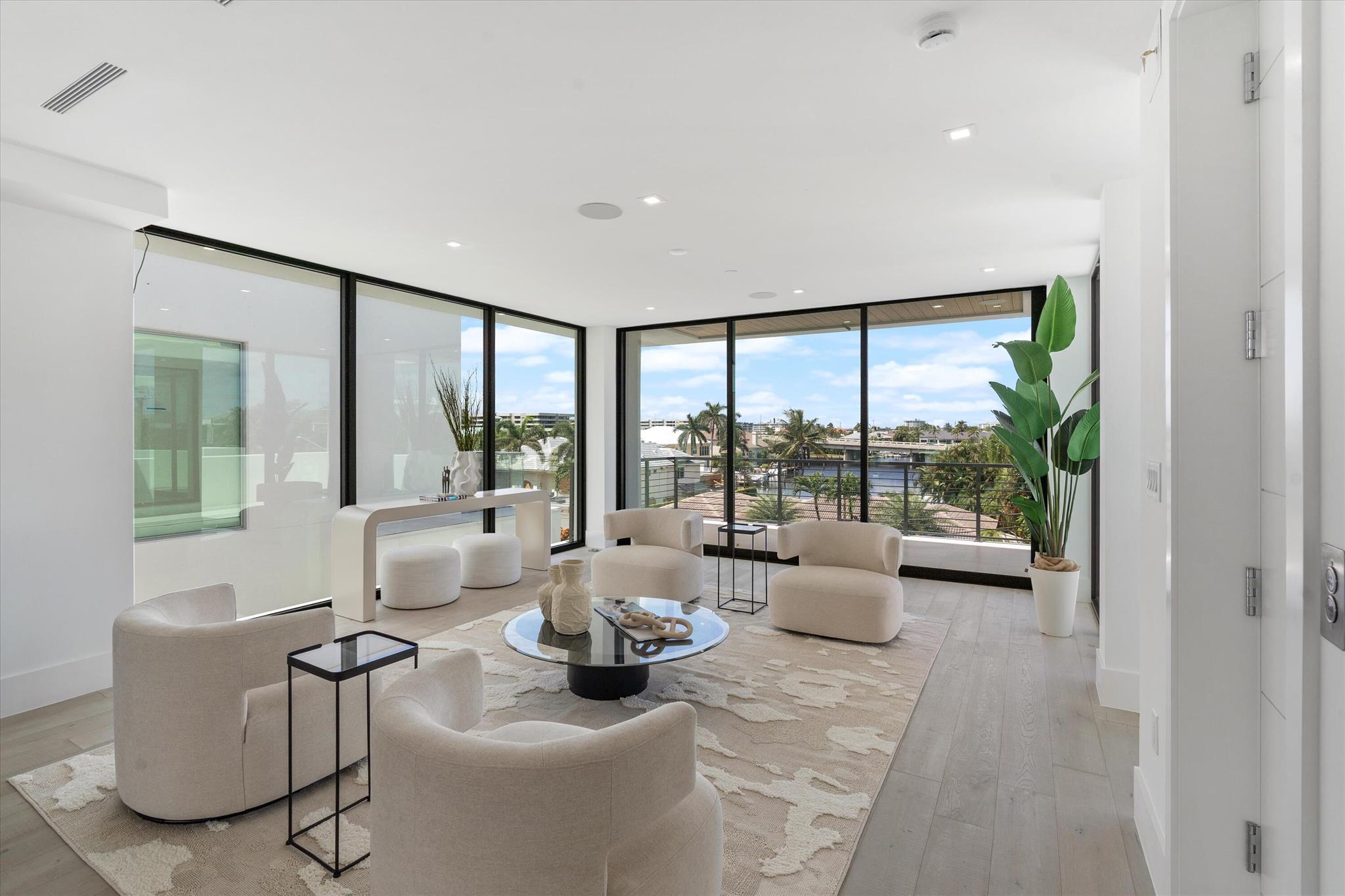 ESTATES AT OCEAN DELRAY - Residential