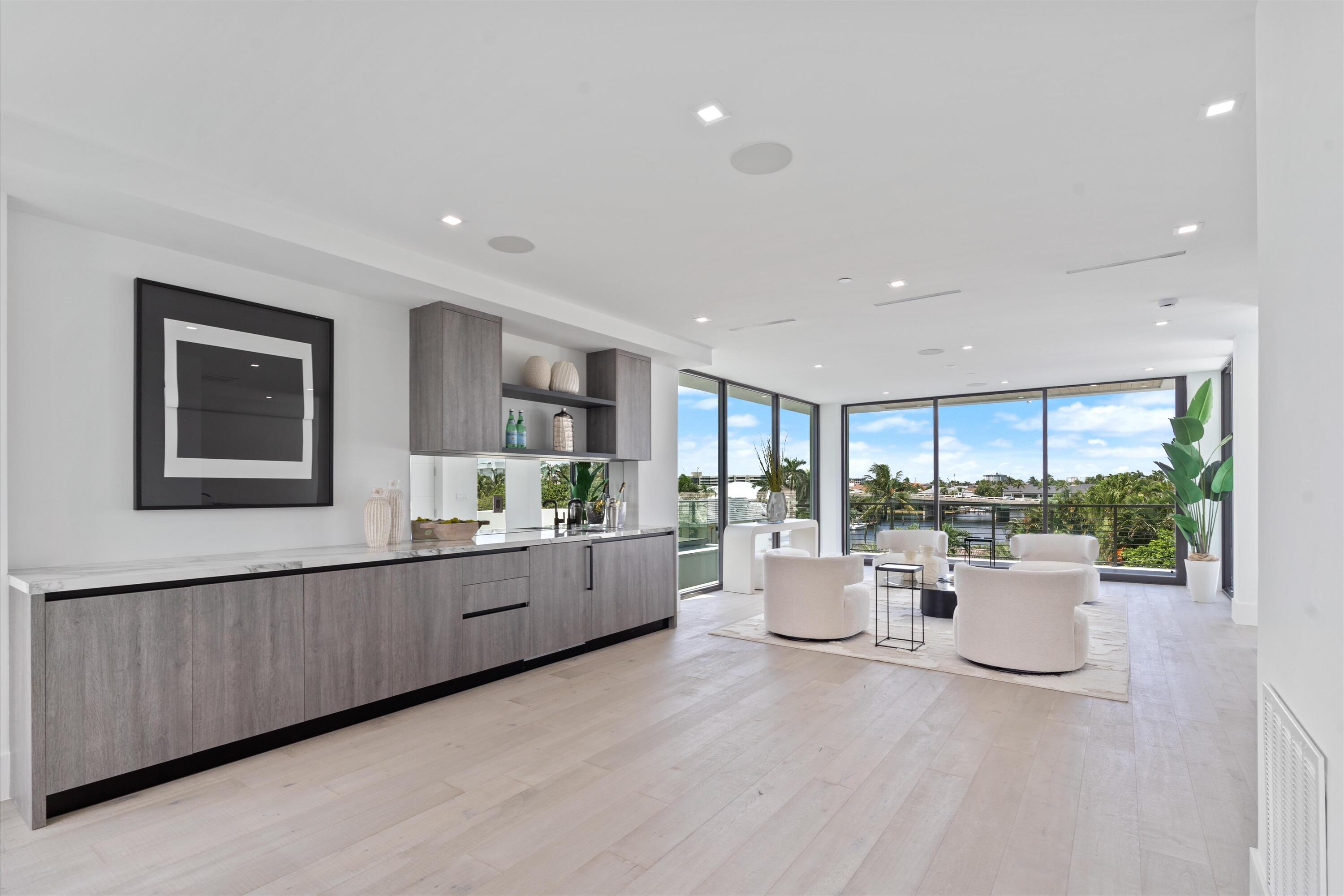 ESTATES AT OCEAN DELRAY - Residential