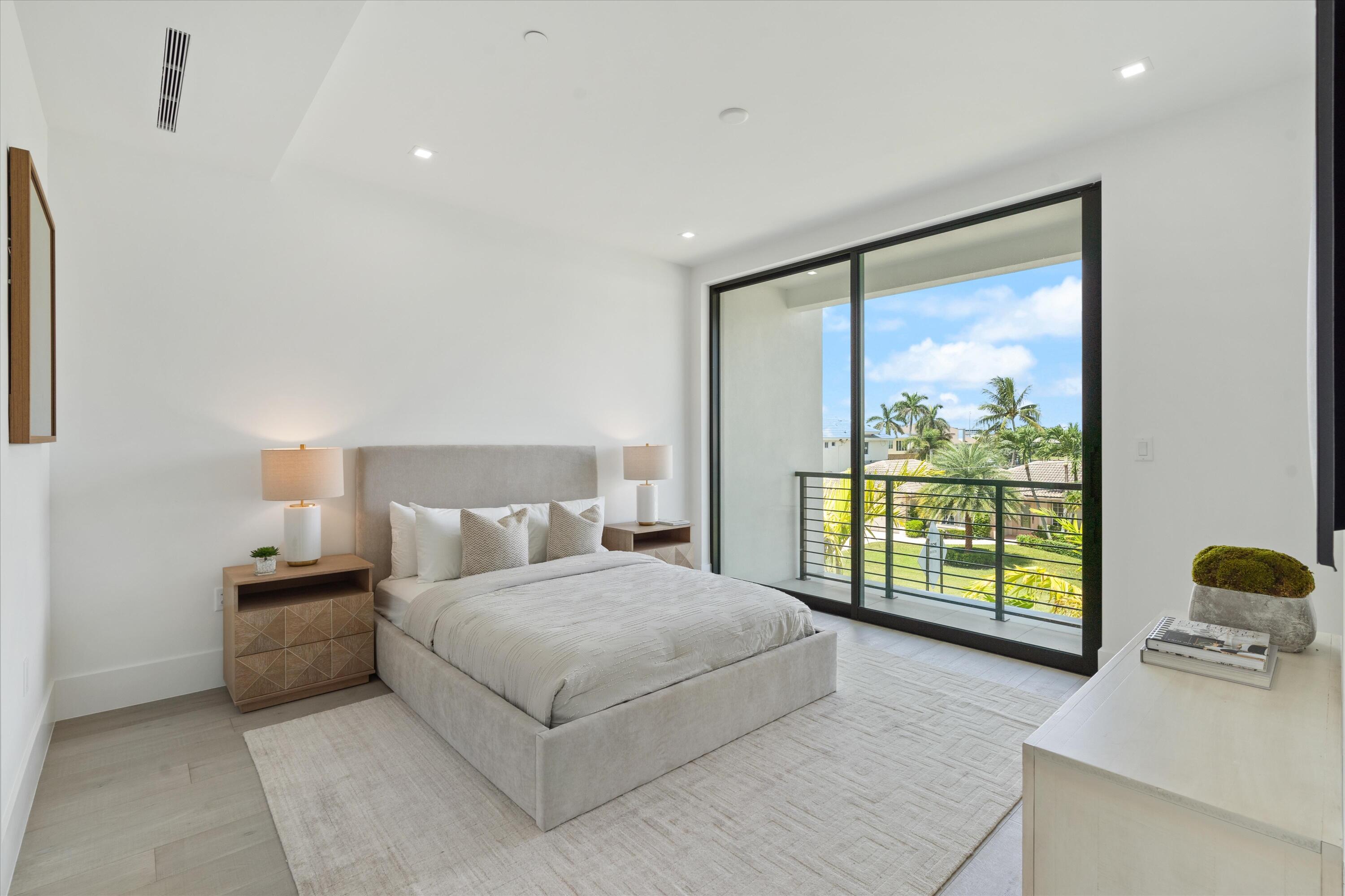 ESTATES AT OCEAN DELRAY - Residential