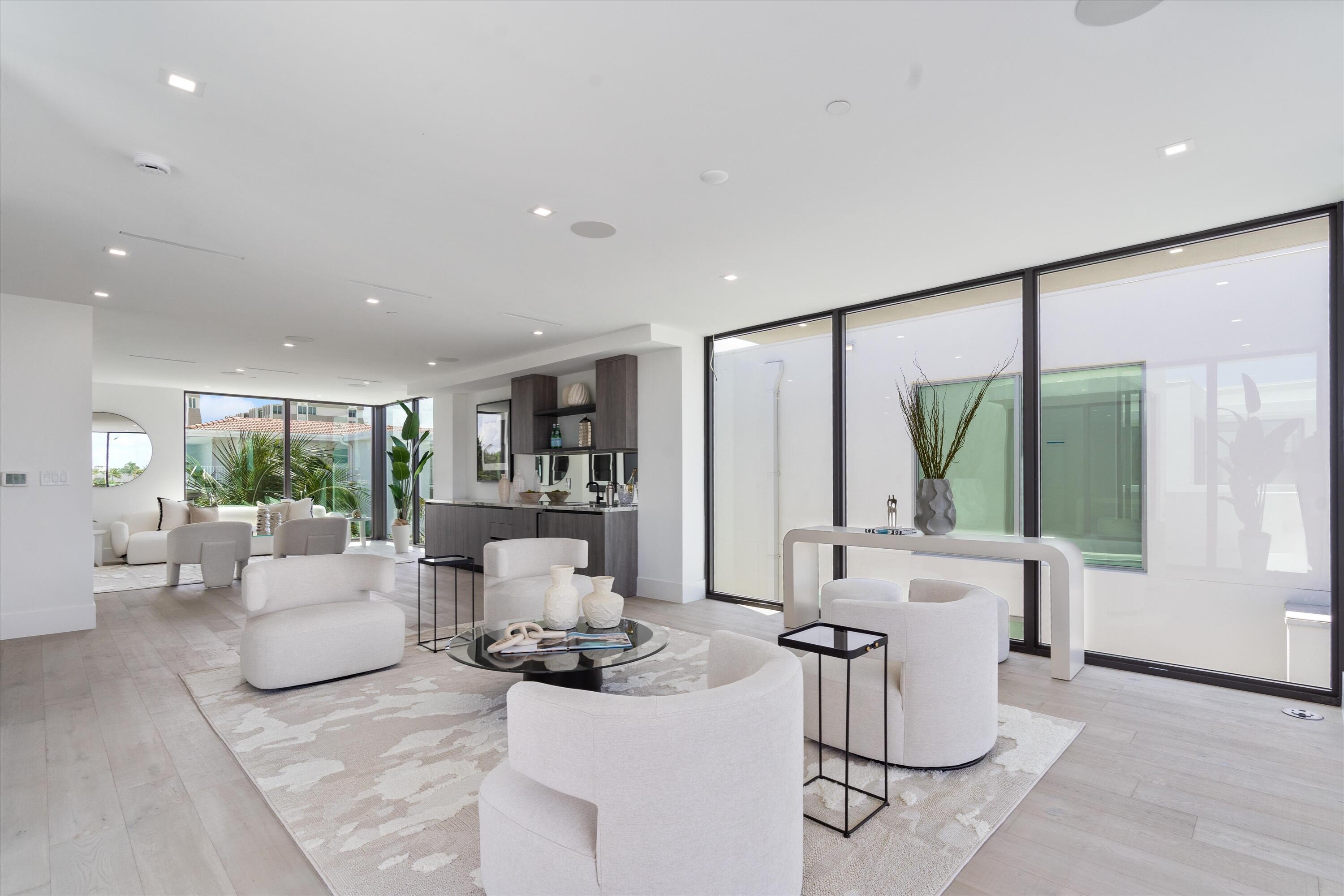 ESTATES AT OCEAN DELRAY - Residential