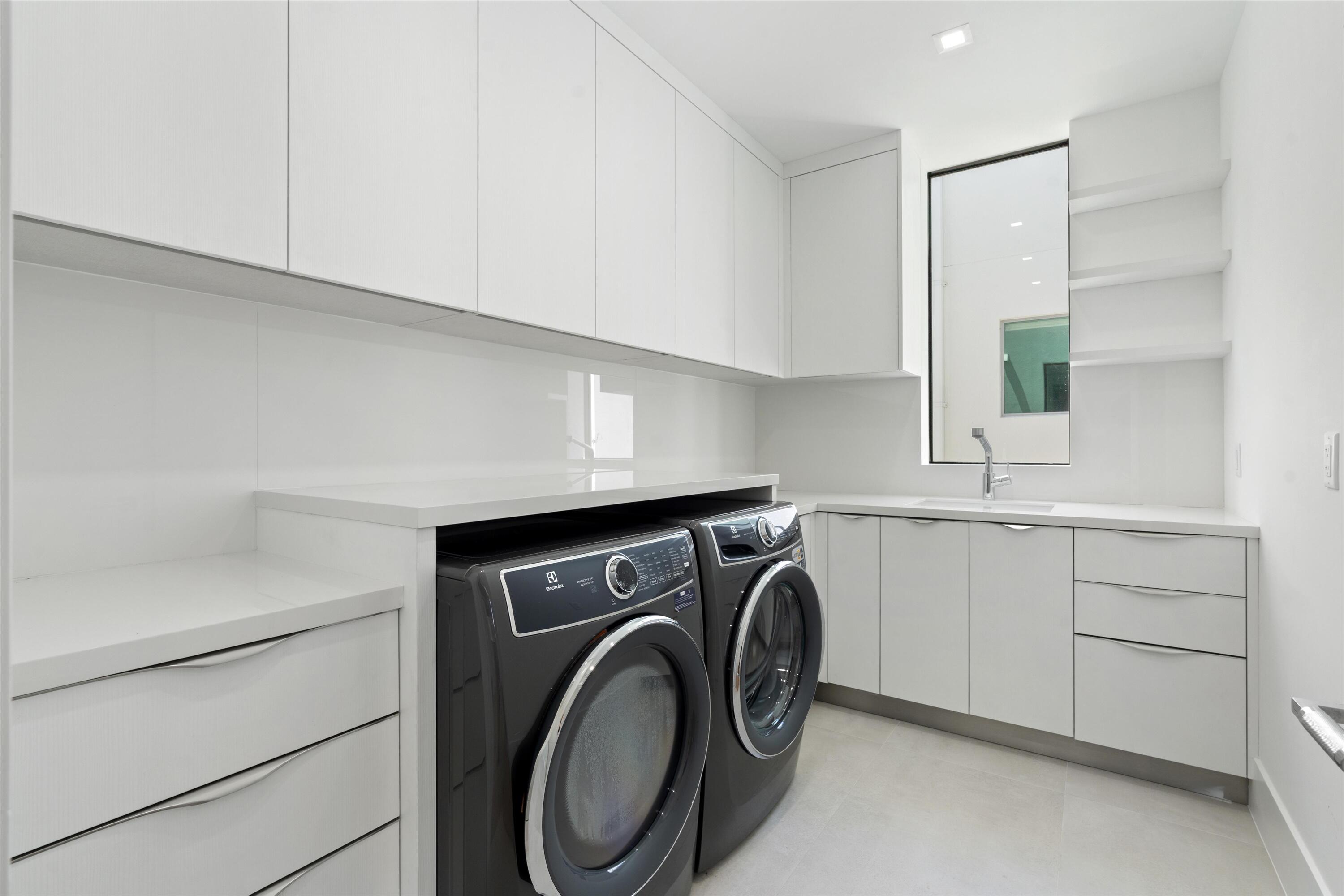 ESTATES AT OCEAN DELRAY - Residential