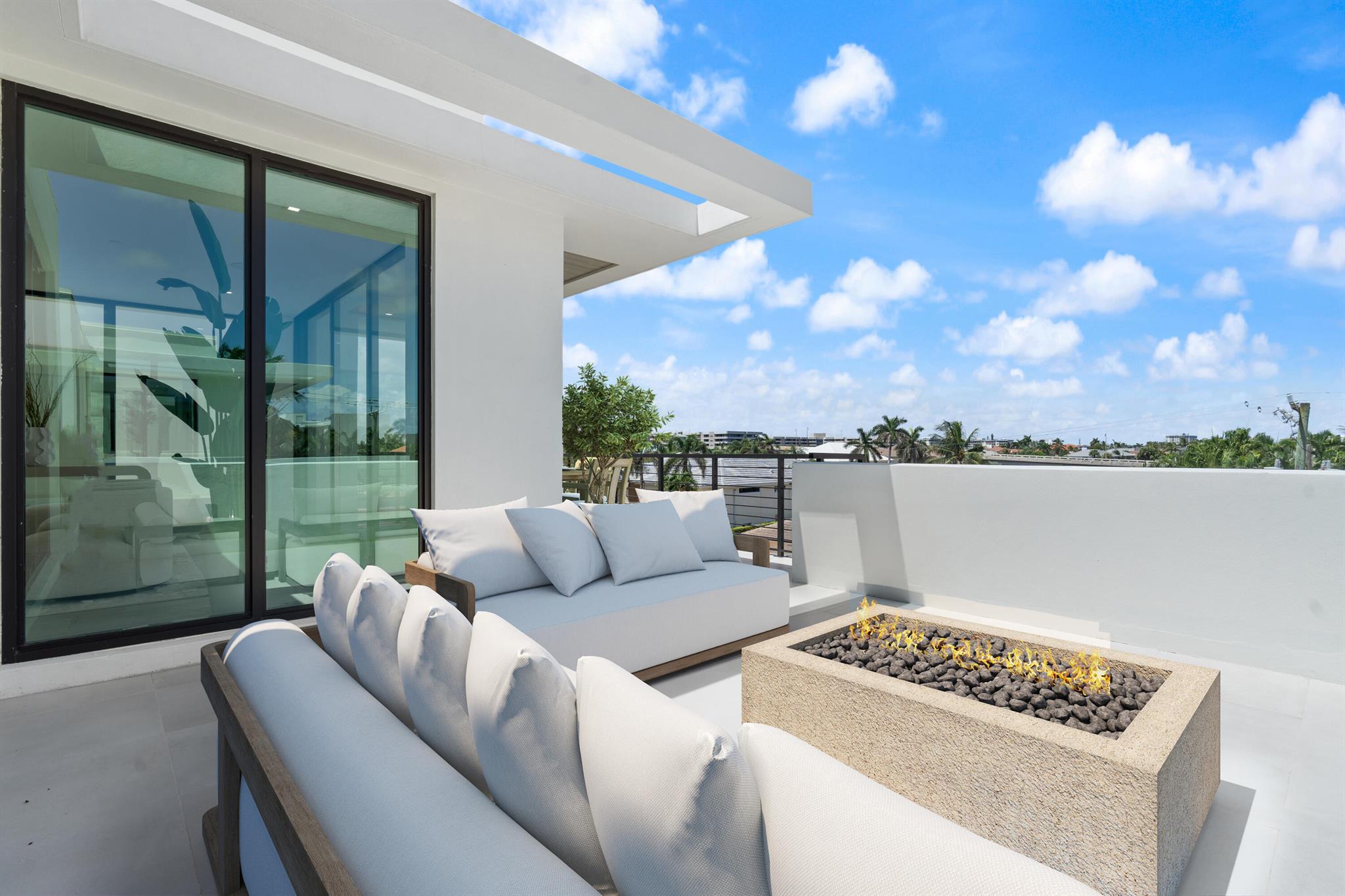 ESTATES AT OCEAN DELRAY - Residential