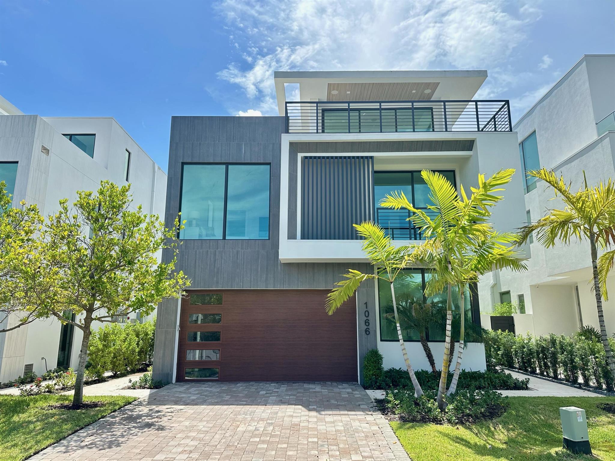 ESTATES AT OCEAN DELRAY - Residential