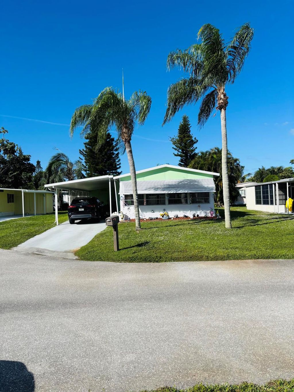 Photo of 8 Montilla Way, Port Saint Lucie, FL 34952 (MLS # R11140141)