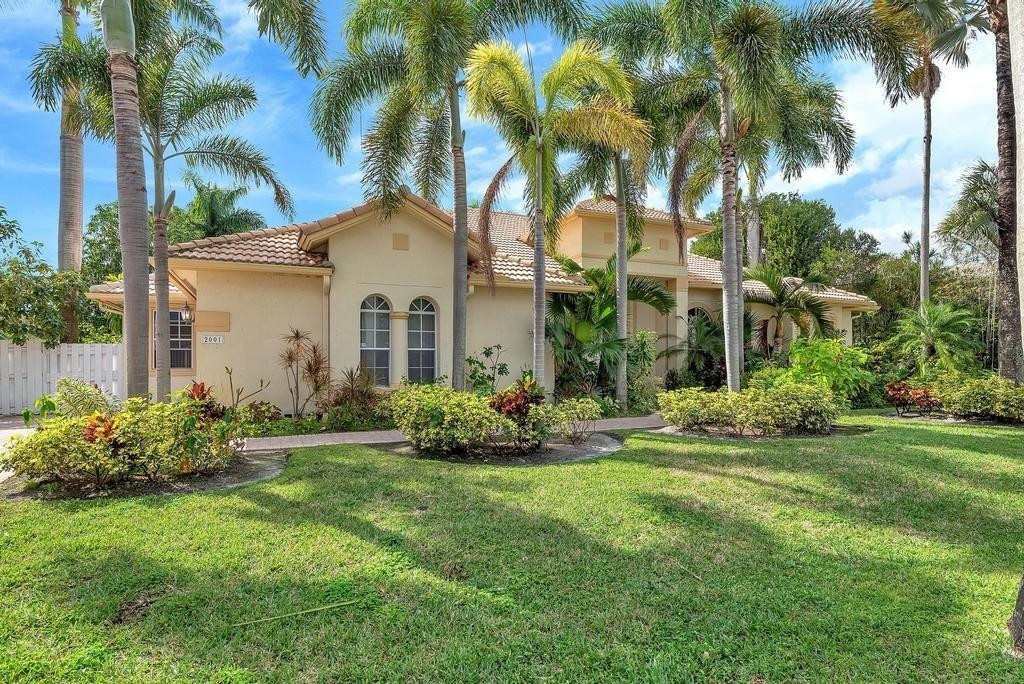 Isla Del Sol 85-32 B - Residential