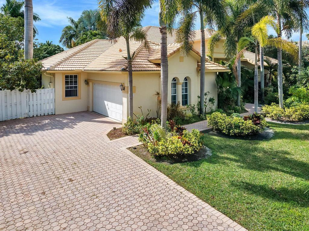 Isla Del Sol 85-32 B - Residential