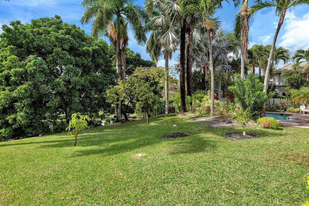 Isla Del Sol 85-32 B - Residential