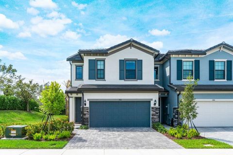 2100 Appleton Circle S Oakland Park FL 33309