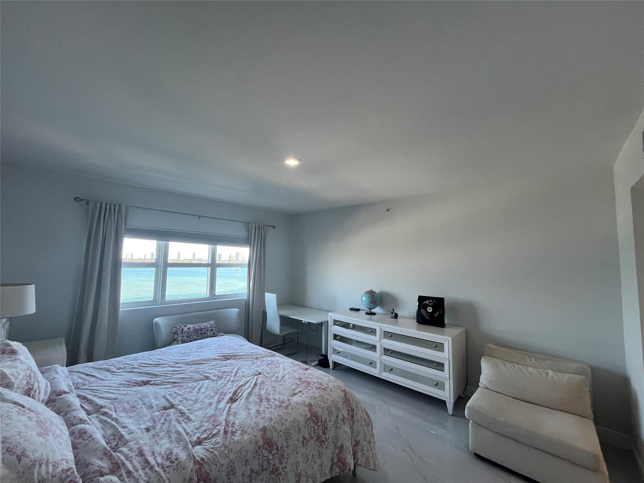 MARINA GRANDE - Residential Lease