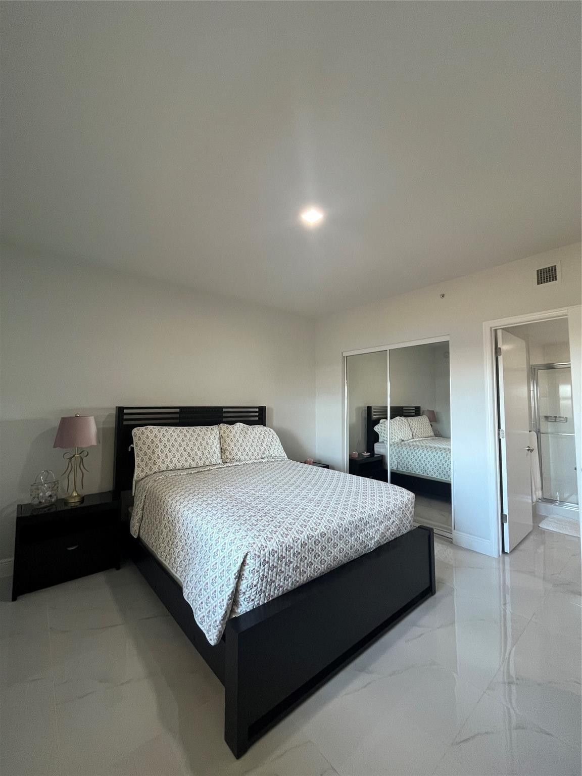 MARINA GRANDE - Residential Lease