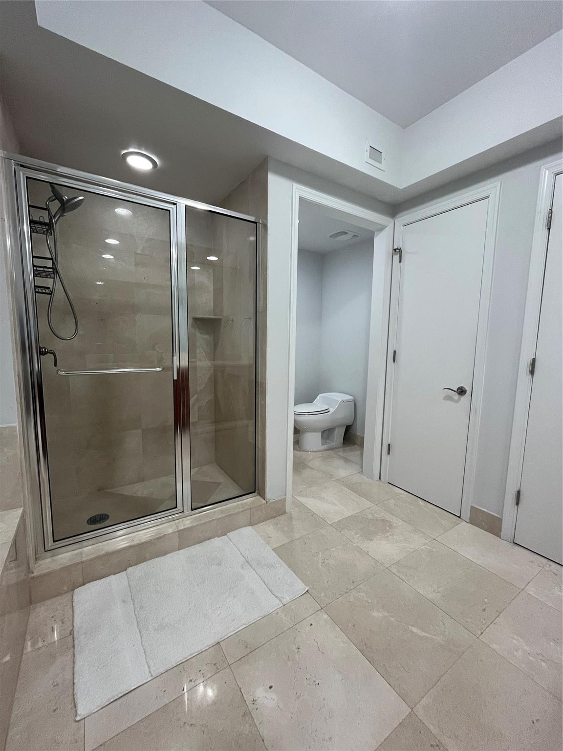 MARINA GRANDE - Residential Lease