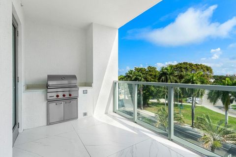 Tiny photo for 495 E Royal Palm Road #402, Boca Raton, FL 33432 (MLS # R11132904)