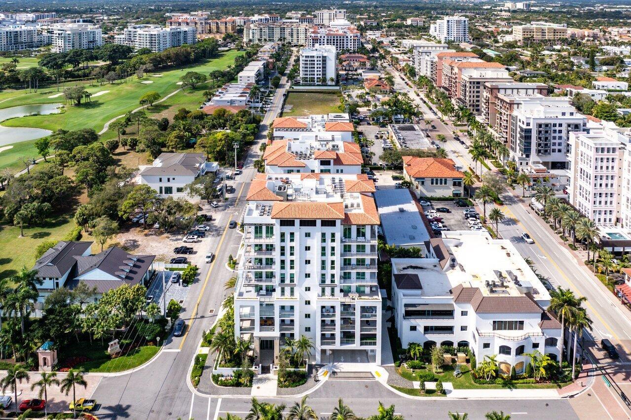 ROYAL PALM RESIDENCES - Residential