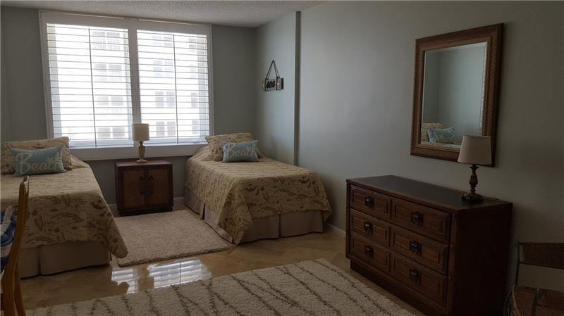 AMBASSADORS V NORTH CONDO - Residential Lease