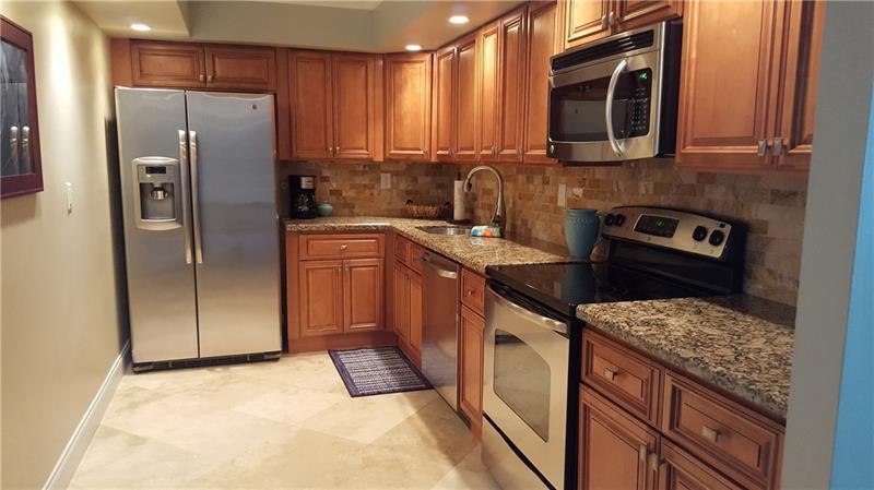 AMBASSADORS V NORTH CONDO - Residential Lease