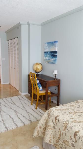 AMBASSADORS V NORTH CONDO - Residential Lease