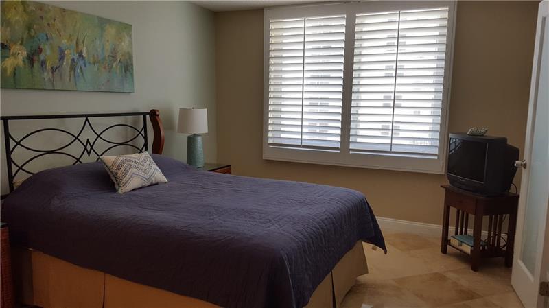 AMBASSADORS V NORTH CONDO - Residential Lease