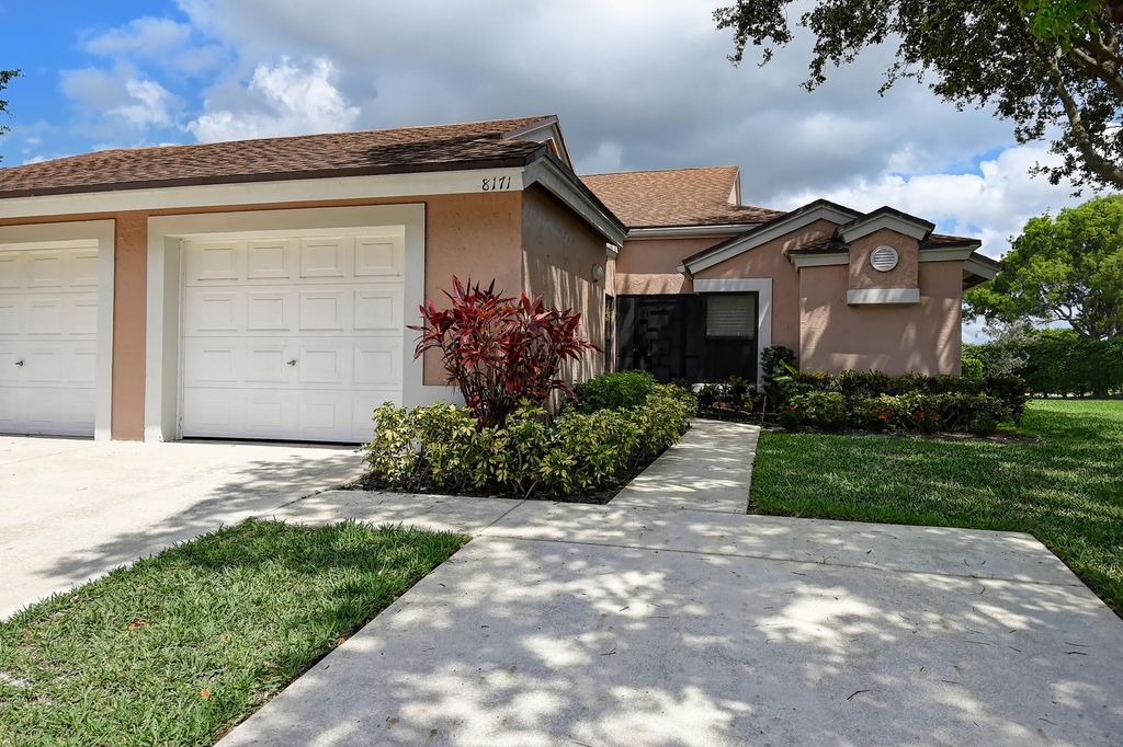 Photo of 8171 Springlake Drive, Boca Raton, FL 33496 (MLS # R10798660)