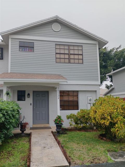 10524 NW 3rd St 6 Pembroke Pines FL 33026