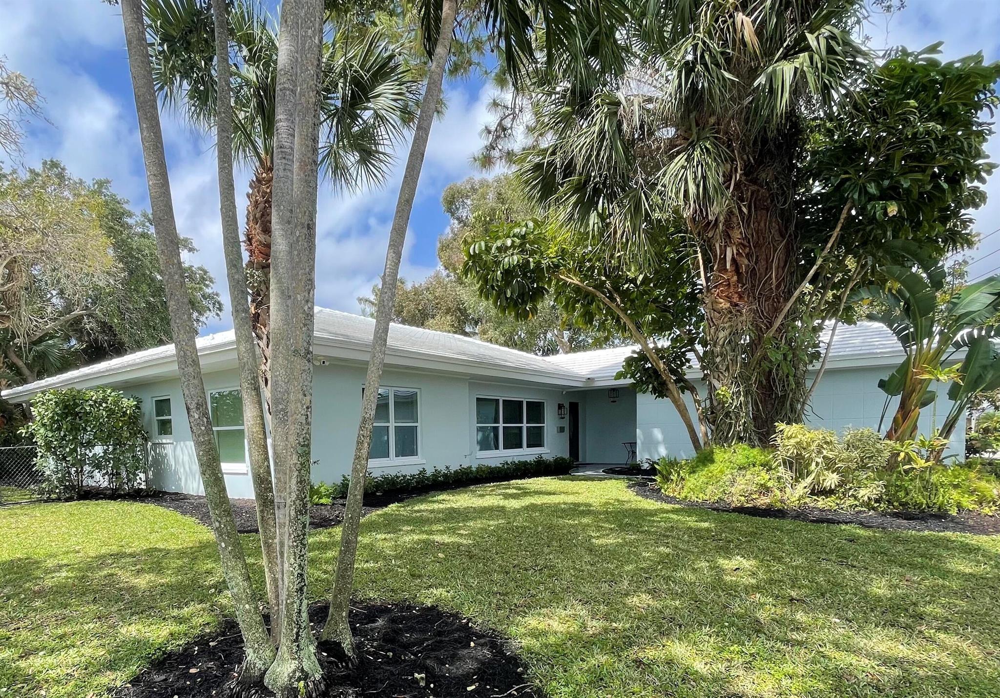 299 NW 10th Court