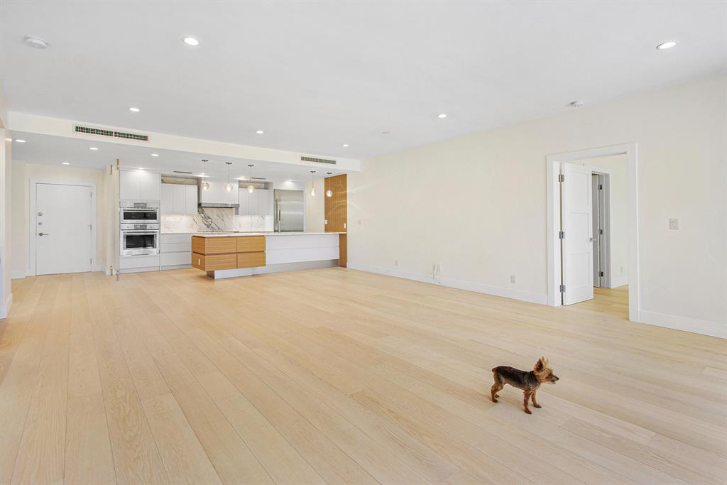 THREE HUNDRED OCEAN BLVD - Residential