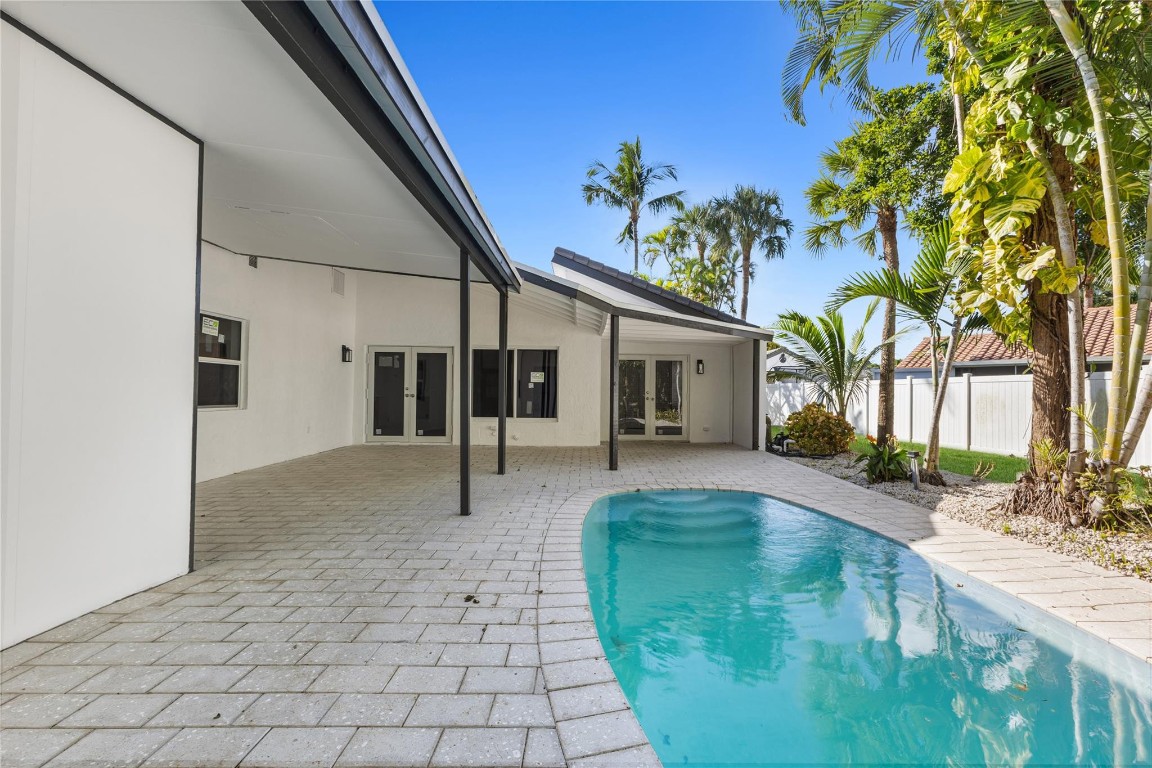 COQUINA LAKES - Residential