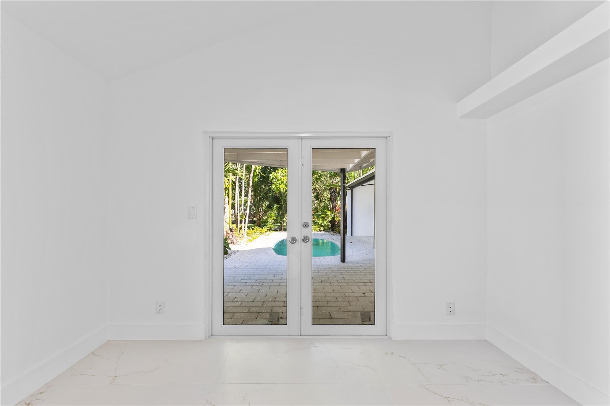 COQUINA LAKES - Residential