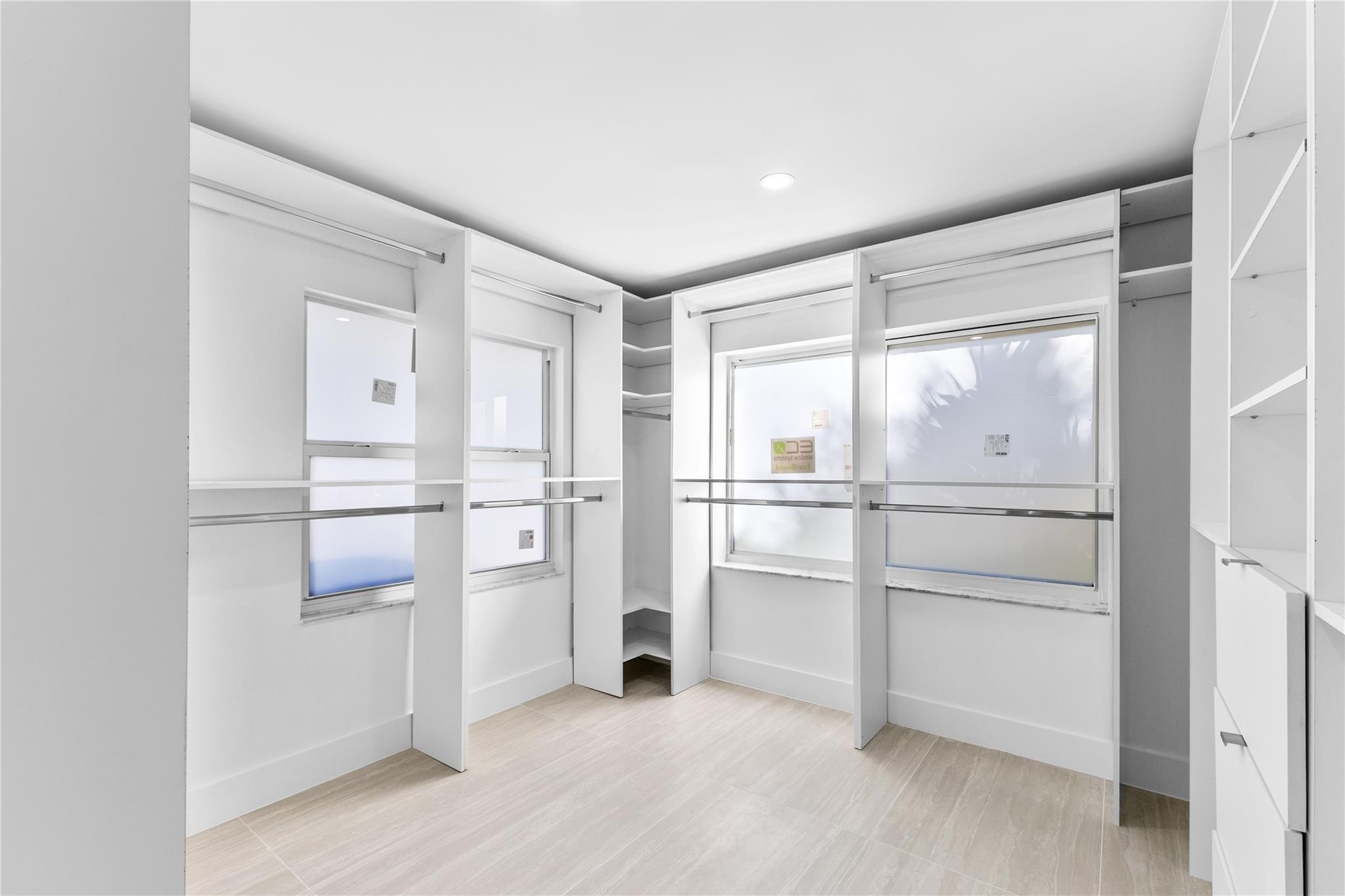 COQUINA LAKES - Residential