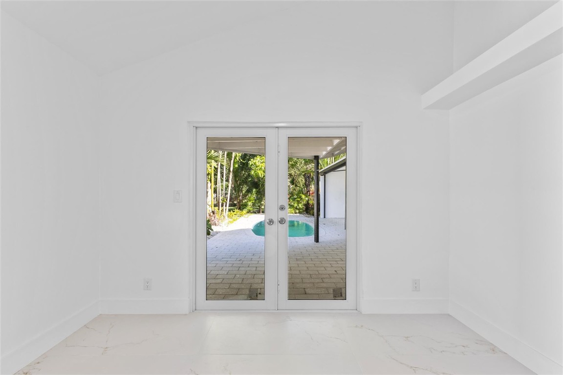 COQUINA LAKES - Residential