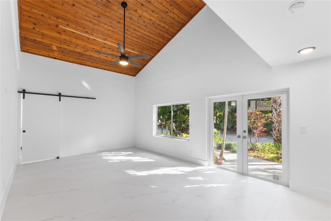 COQUINA LAKES - Residential