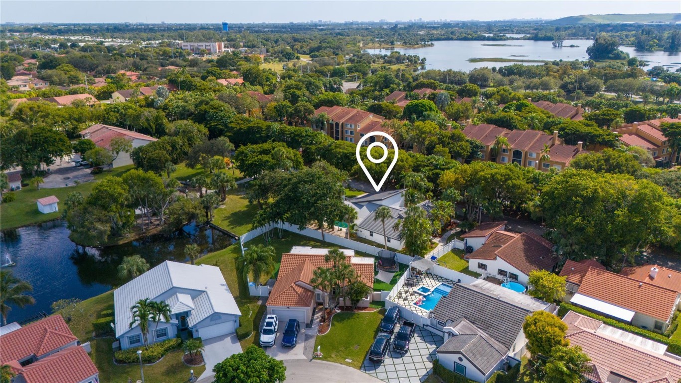 COQUINA LAKES - Residential