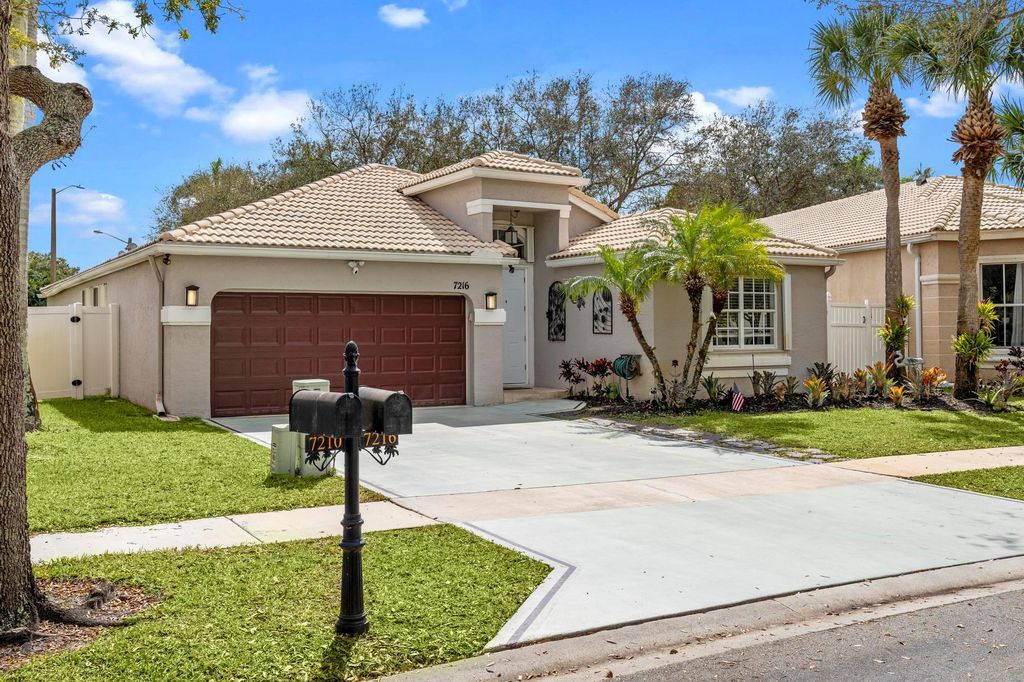 Photo of 7216 Copperfield Circle, Lake Worth, FL 33467 (MLS # R10962698)