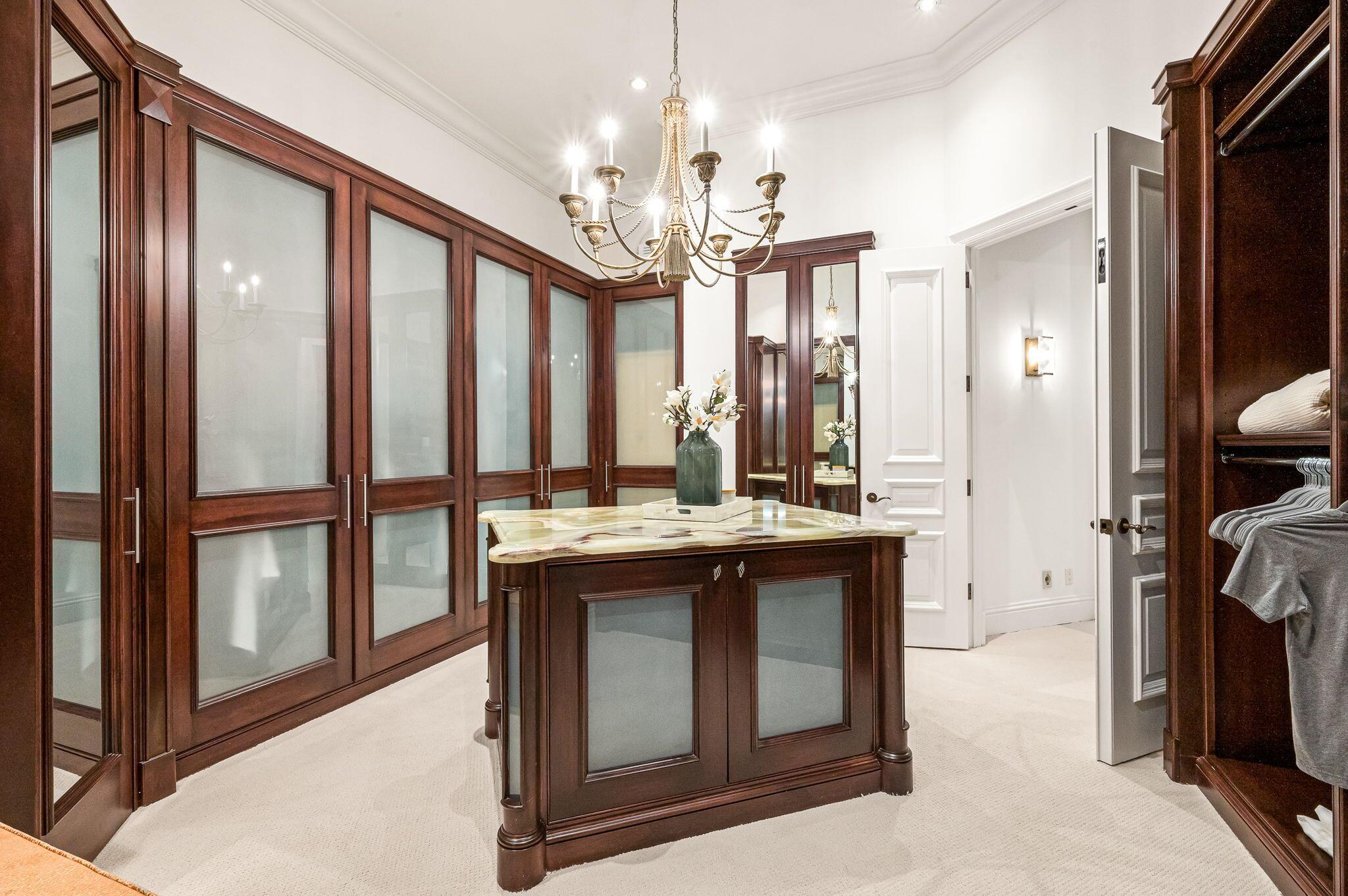 SANCTUARY - Residential