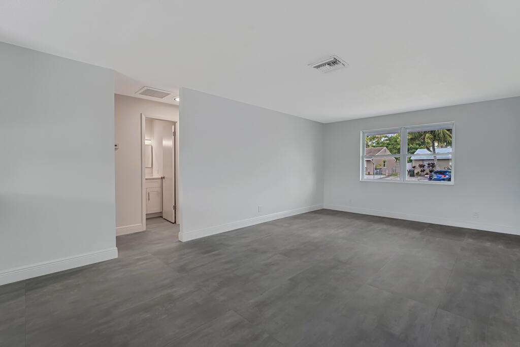 4806 Gladiator Circle