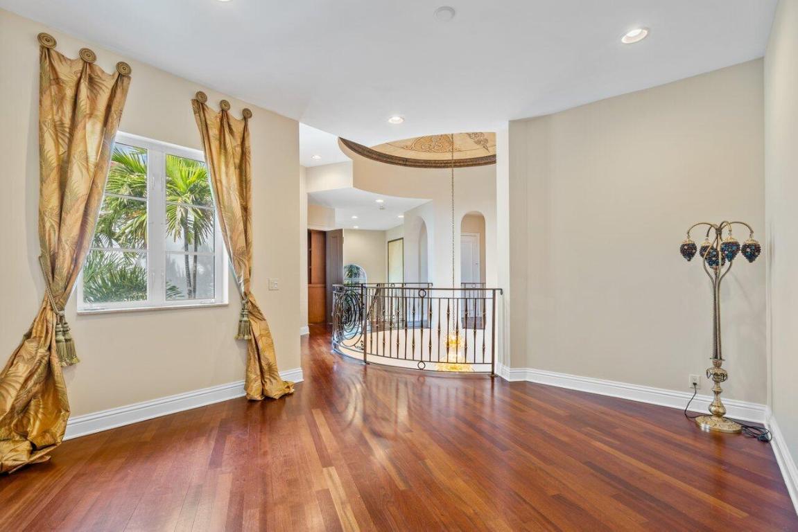 BLUE INLET - Residential