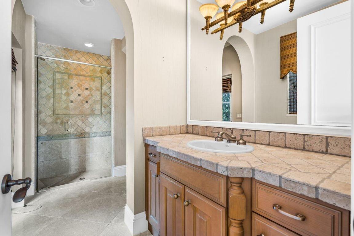 BLUE INLET - Residential