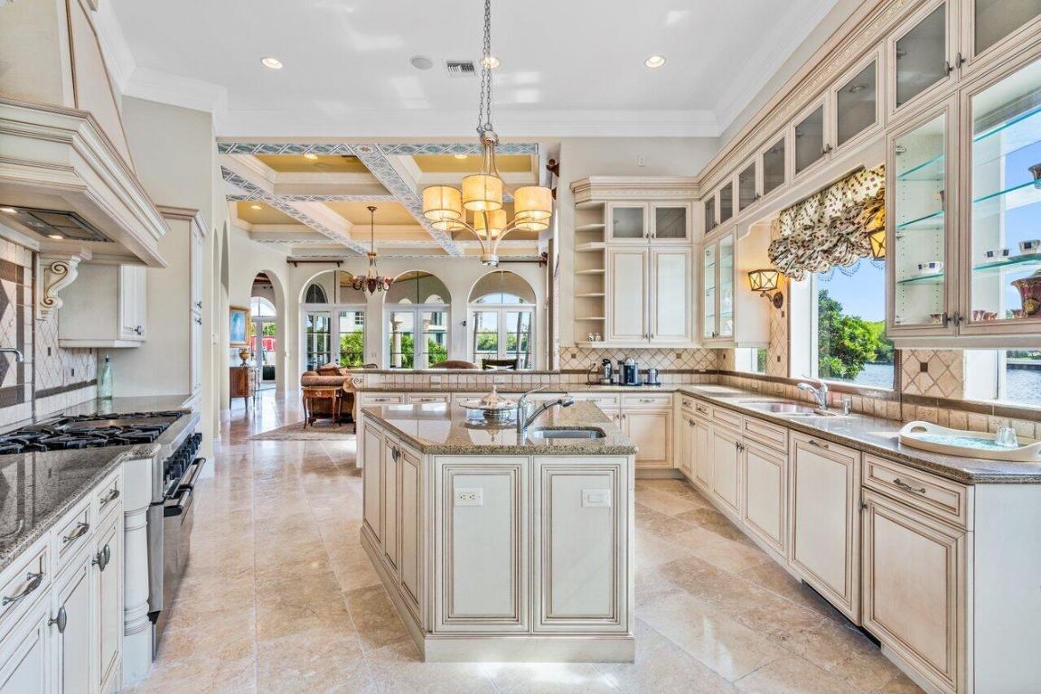 BLUE INLET - Residential